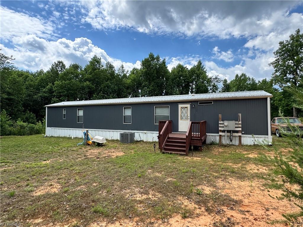 429 Wayne Marshall Road Elkin, NC 28621 - Photo 4 of 19