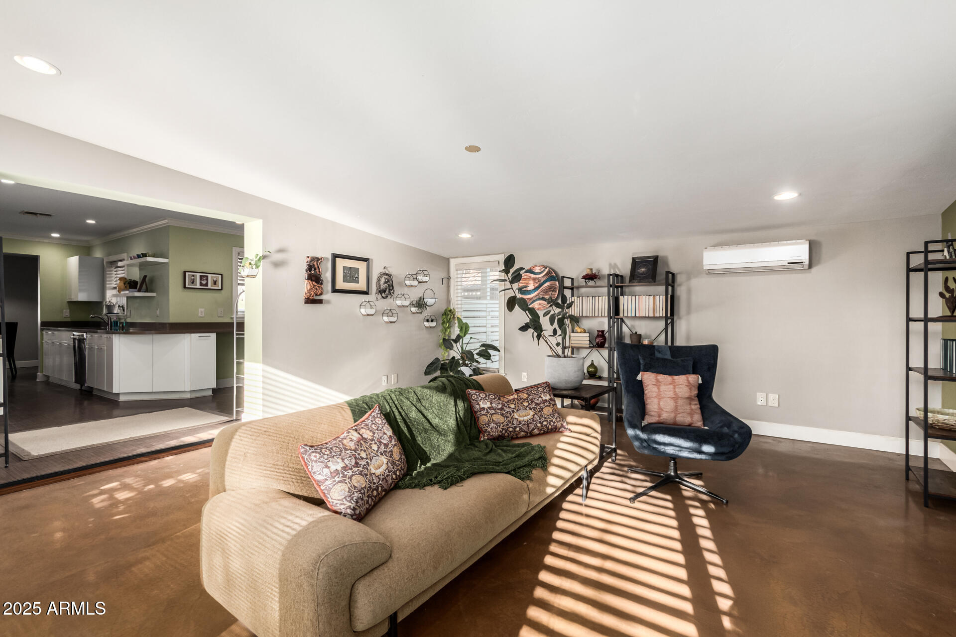 1513 West Mitchell Drive Phoenix, AZ 85015 - Photo 11 of 37 21 Mitchell