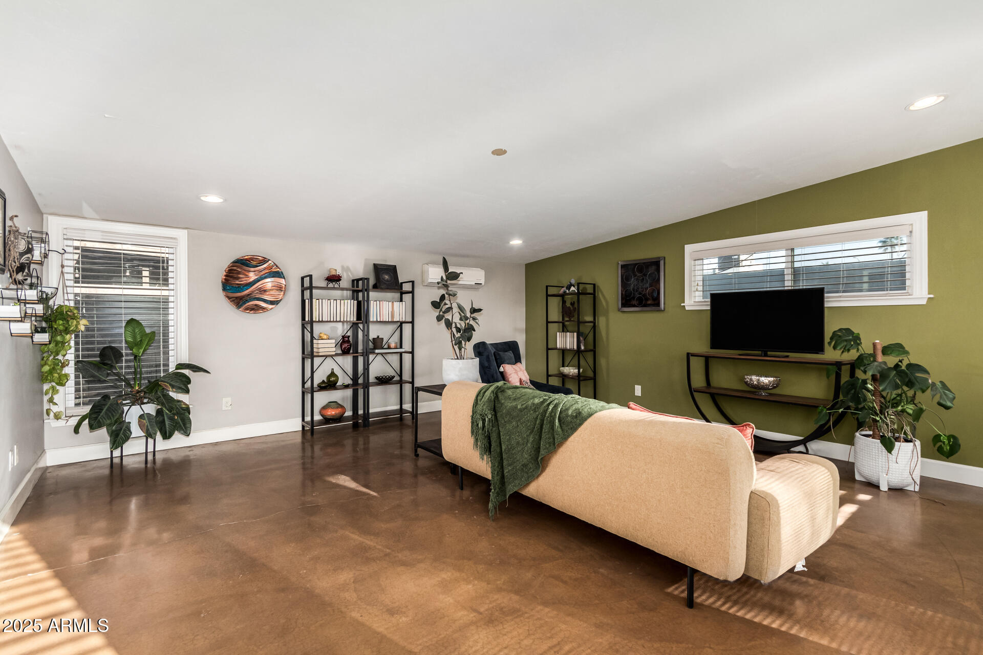 1513 West Mitchell Drive Phoenix, AZ 85015 - Photo 8 of 37 18 Mitchell