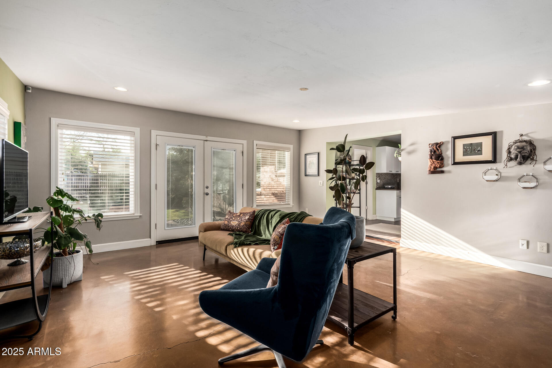 1513 West Mitchell Drive Phoenix, AZ 85015 - Photo 10 of 37 20 Mitchell