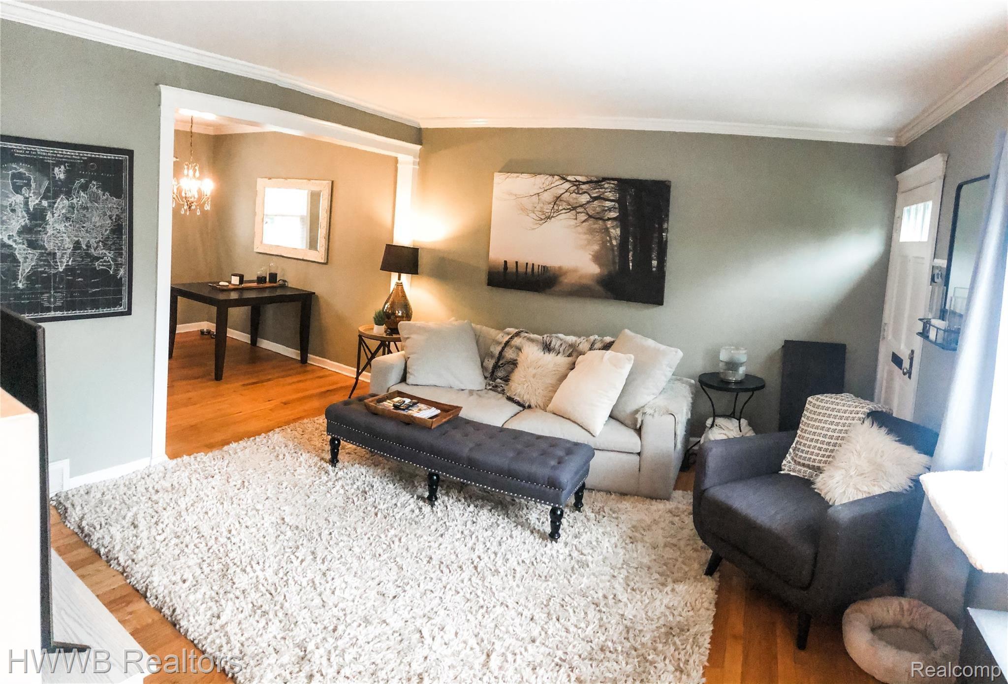 1640 Graefield Road Birmingham, MI 48009 - Photo 5 of 22 IMG_8968.JPG