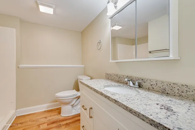 $365,000 | 102 Hickory Lane, Morris, IL 60450