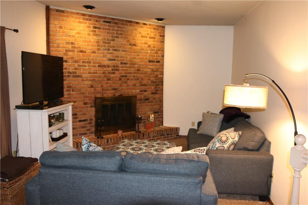 733 South Center Street Pendleton, IN 46064 - Photo 23 of 31 Gallery Image 23