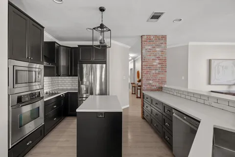 $669,000 | 208 Sailors Run, Lakeway, TX 78734