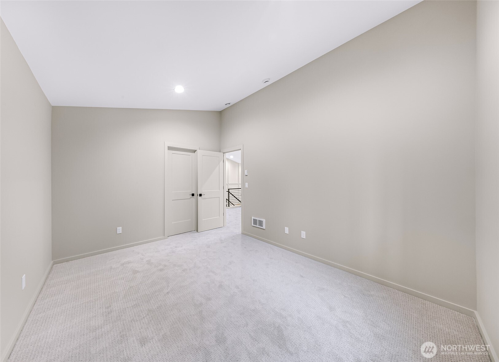 404 Willow Rd Place Bellingham, WA 98225 - Photo 22 of 40 a view of an empty room