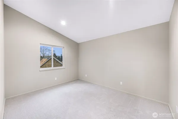 $1,792,000 | 404 Willow Rd Place, Bellingham, WA 98225