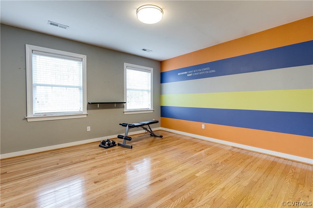 2111 Pemberton Road Henrico, VA 23229 - Photo 20 of 29 One of 4 large, upper level bedrooms