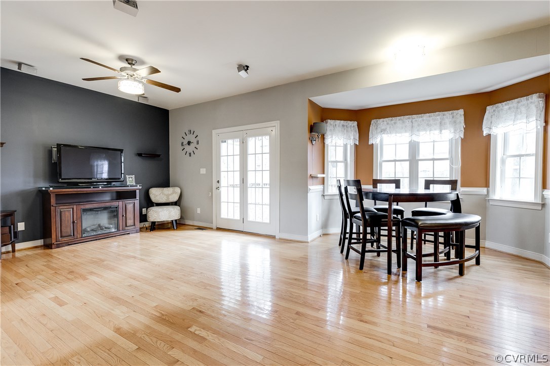 2111 Pemberton Road Henrico, VA 23229 - Photo 5 of 29 Family room and breakfast nook. French doors lead