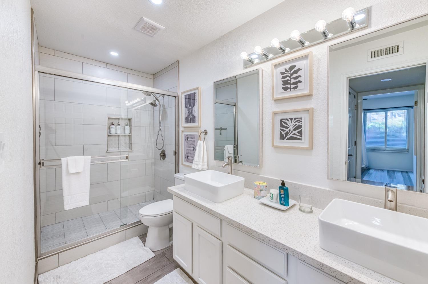 2881 Huntington Boulevard, Unit 116 Fresno, CA 93721 - Photo 13 of 26