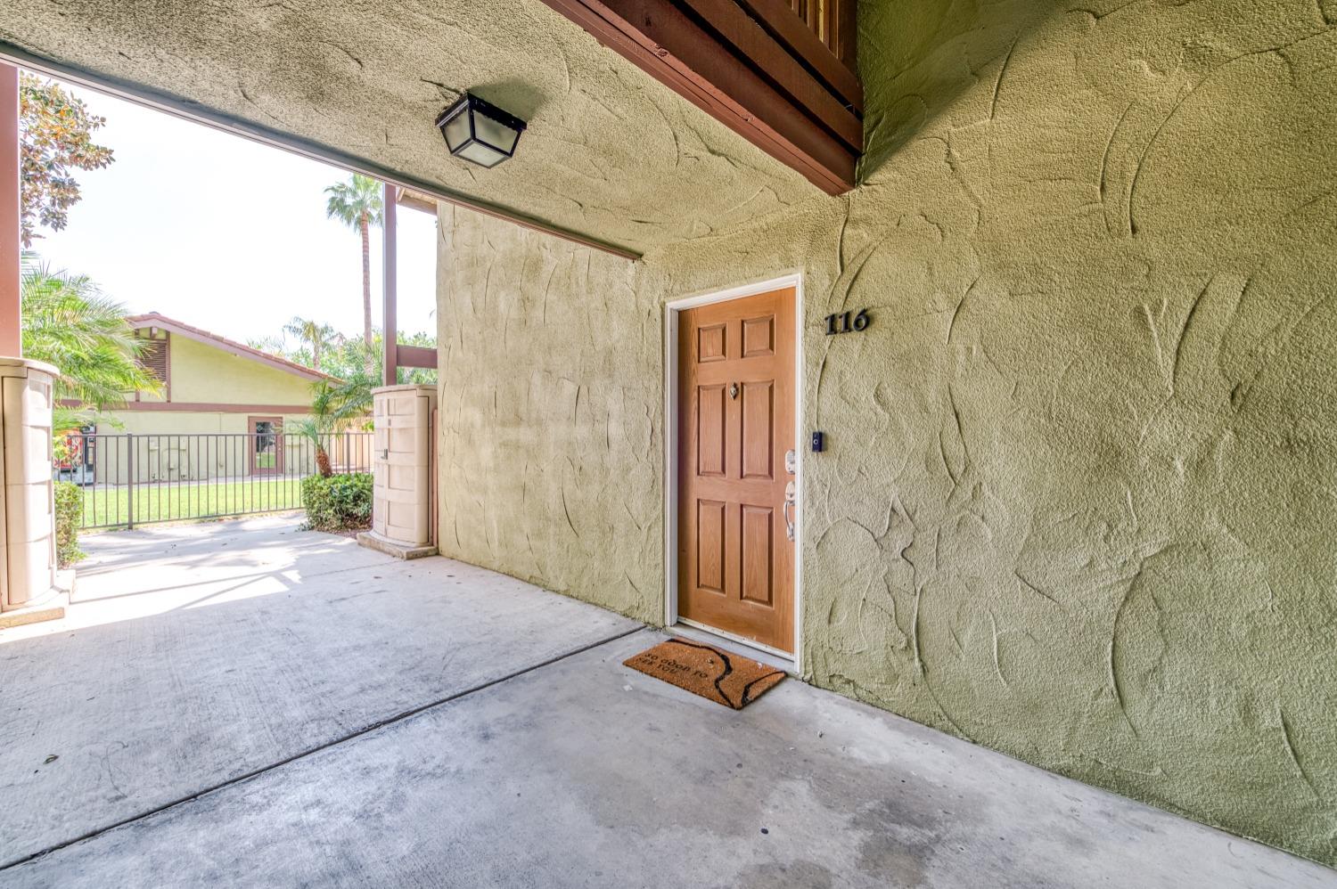 2881 Huntington Boulevard, Unit 116 Fresno, CA 93721 - Photo 2 of 26