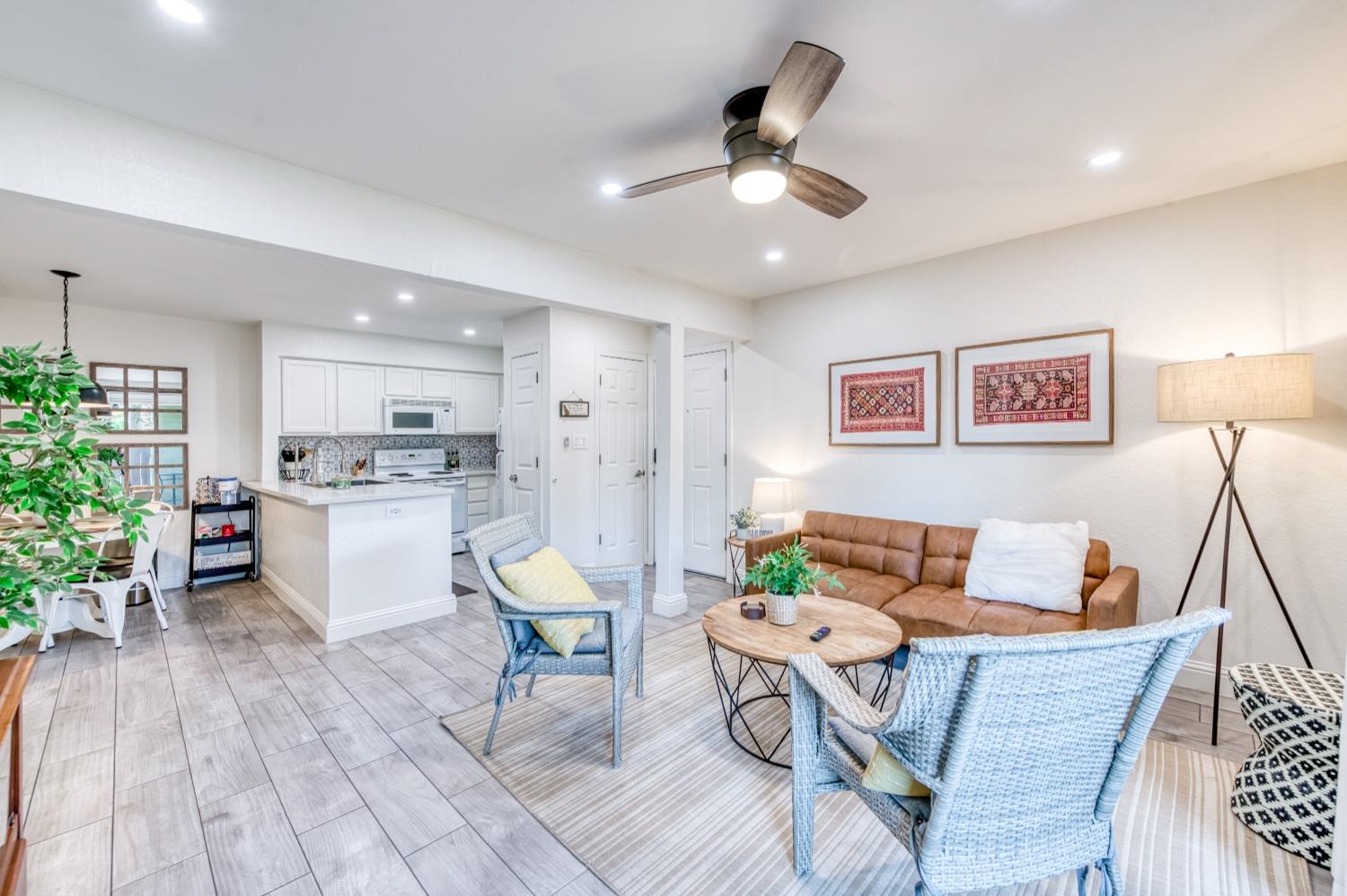 2881 Huntington Boulevard, Unit 116 Fresno, CA 93721 - Photo 3 of 26