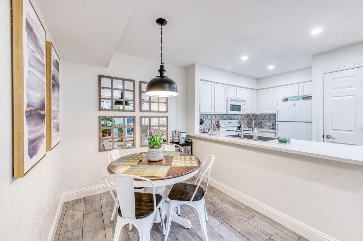 2881 Huntington Boulevard, Unit 116 Fresno, CA 93721 - Photo 6 of 26