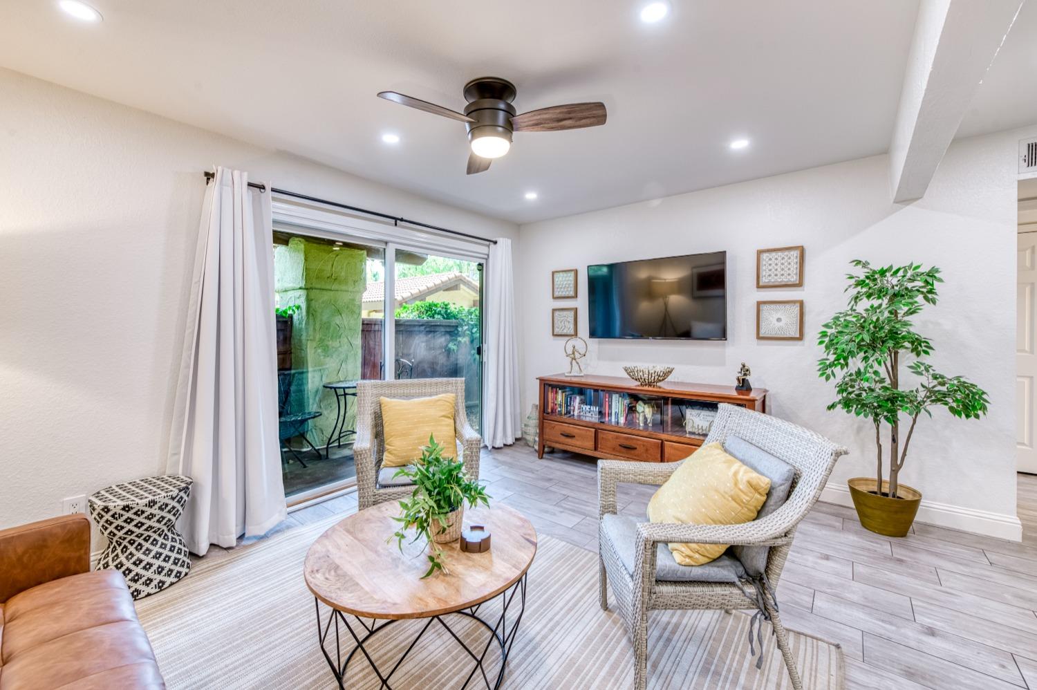 2881 Huntington Boulevard, Unit 116 Fresno, CA 93721 - Photo 9 of 26