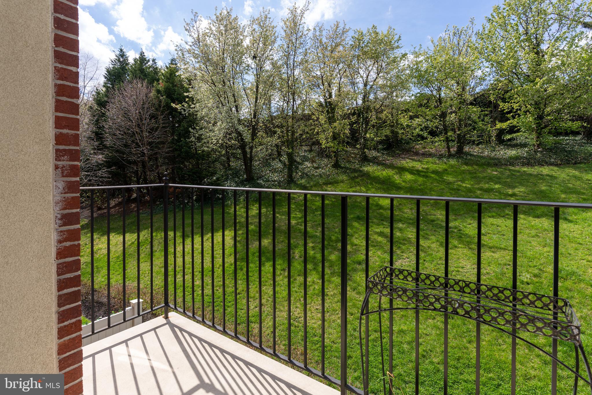 844 Independence Court Philadelphia, PA 19147 - Photo 12 of 35 Balcony View