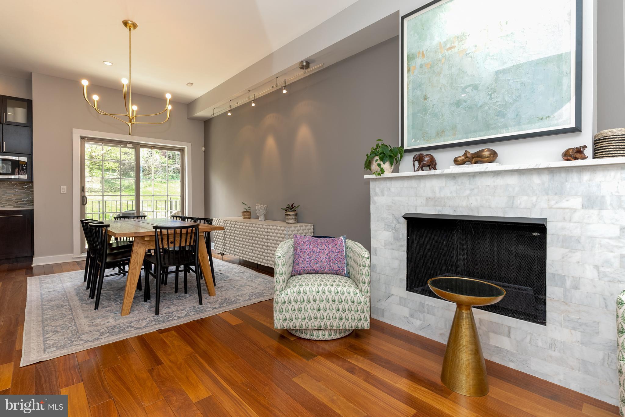 844 Independence Court Philadelphia, PA 19147 - Photo 7 of 35 Dining Room