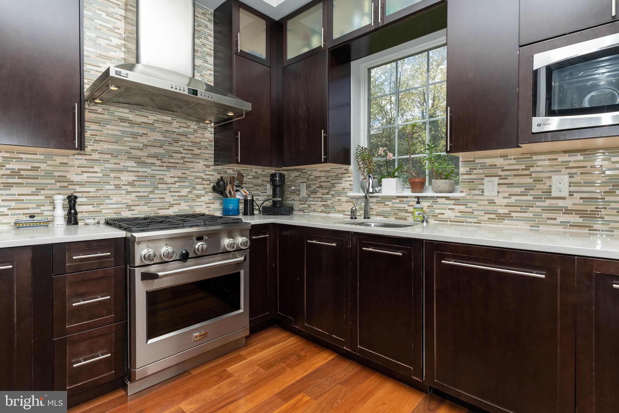 844 Independence Court Philadelphia, PA 19147 - Photo 8 of 35 Kitchen
