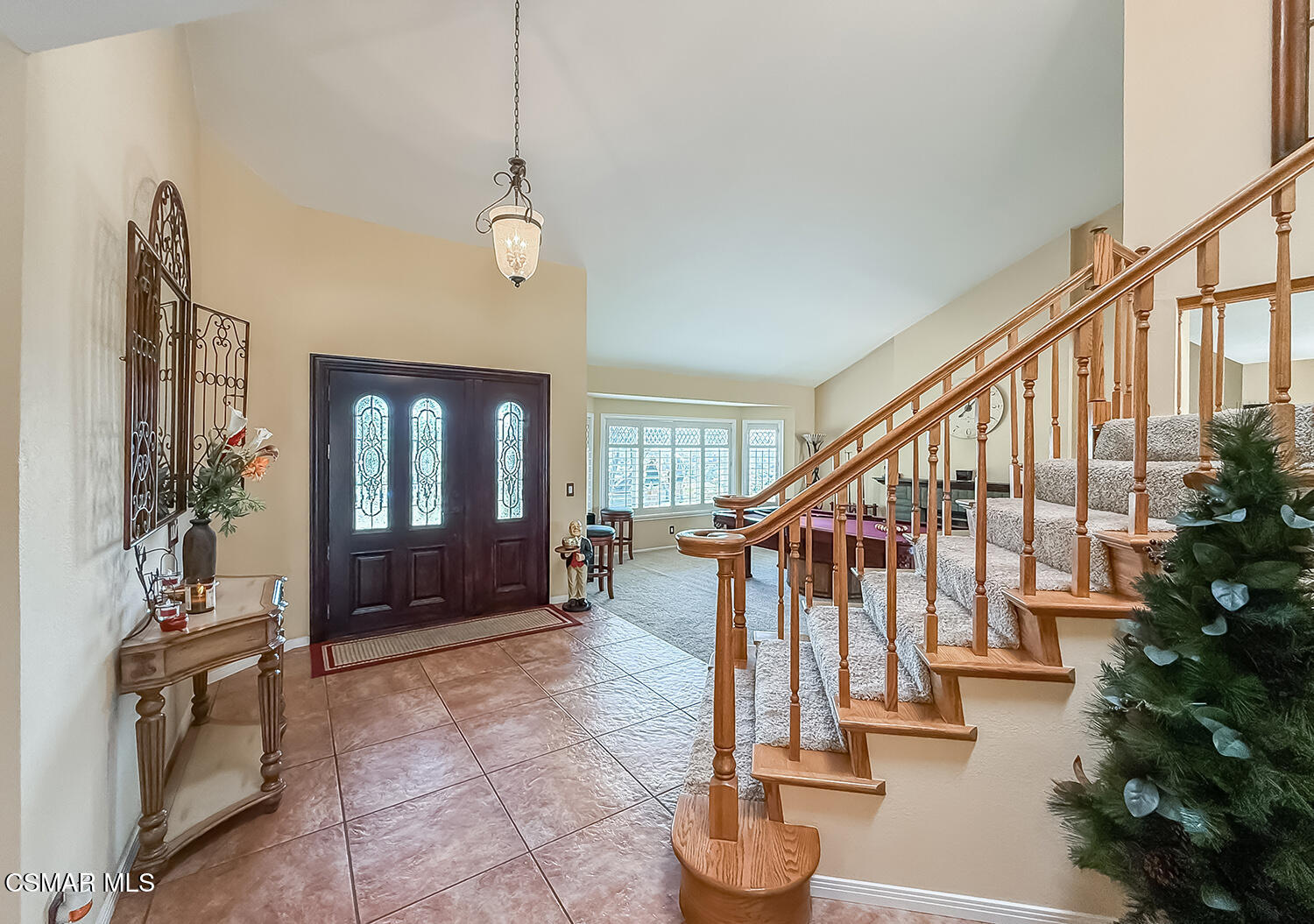 13749 Gunsmoke Road Moorpark, CA 93021 - Photo 10 of 61 a view of entryway and hall with wooden floor