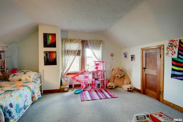 $145,000 | 815 Kentucky Street, Quincy, IL 62301