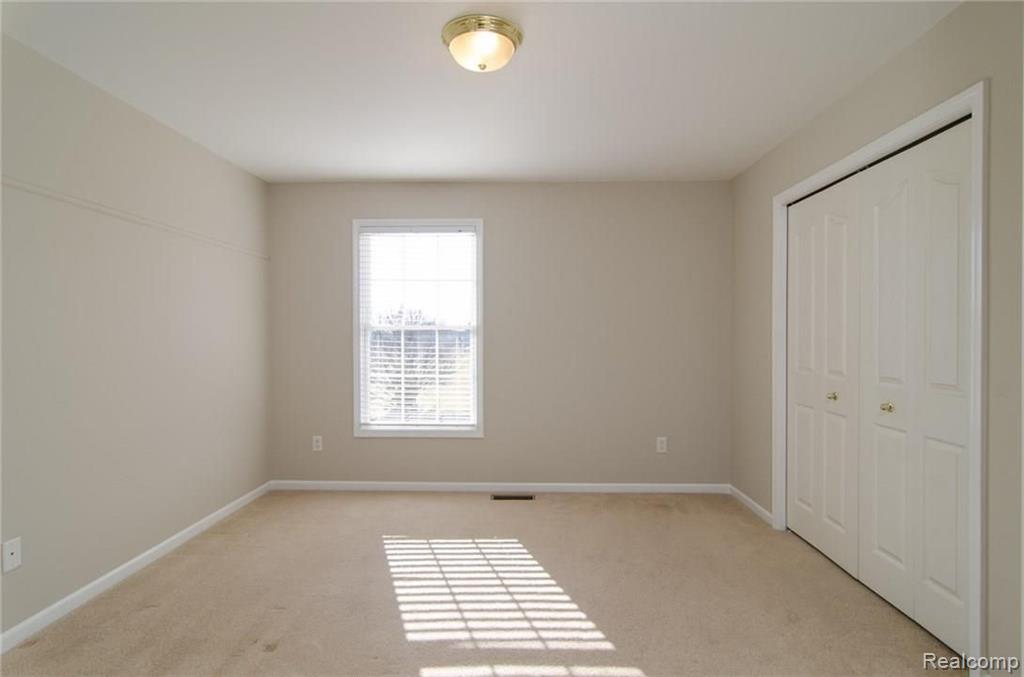 620 Bliss Drive Rochester Hills, MI 48307 - Photo 26 of 38