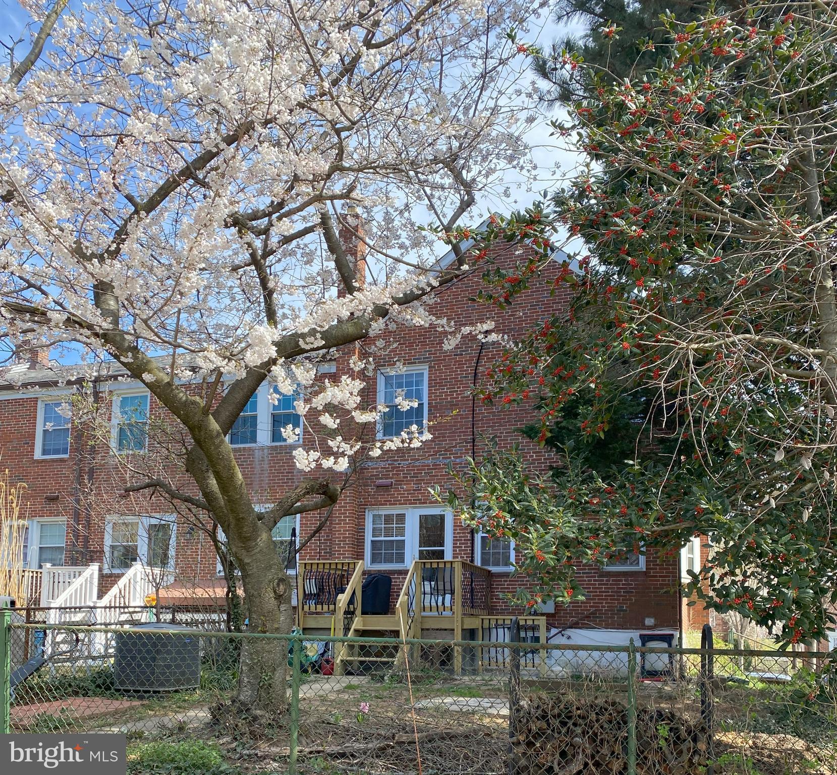 320 Lambeth Road Catonsville, MD 21228 - Photo 51 of 54 Backyard