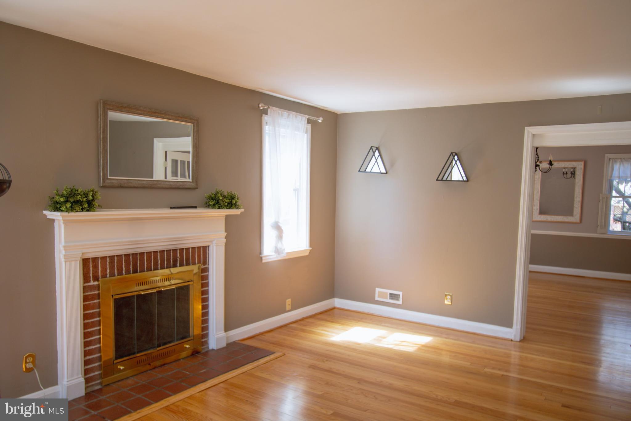320 Lambeth Road Catonsville, MD 21228 - Photo 10 of 54