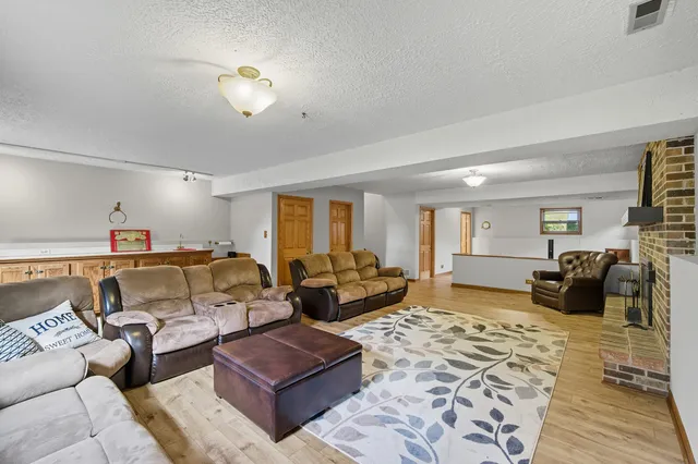 $599,500 | 26587 North Cherrywood Lane, Wauconda, IL 60084