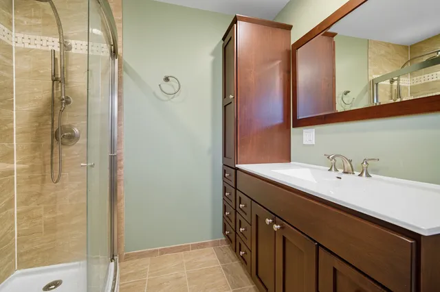 $599,500 | 26587 North Cherrywood Lane, Wauconda, IL 60084