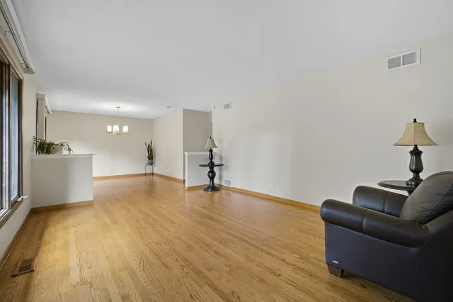 $599,500 | 26587 North Cherrywood Lane, Wauconda, IL 60084