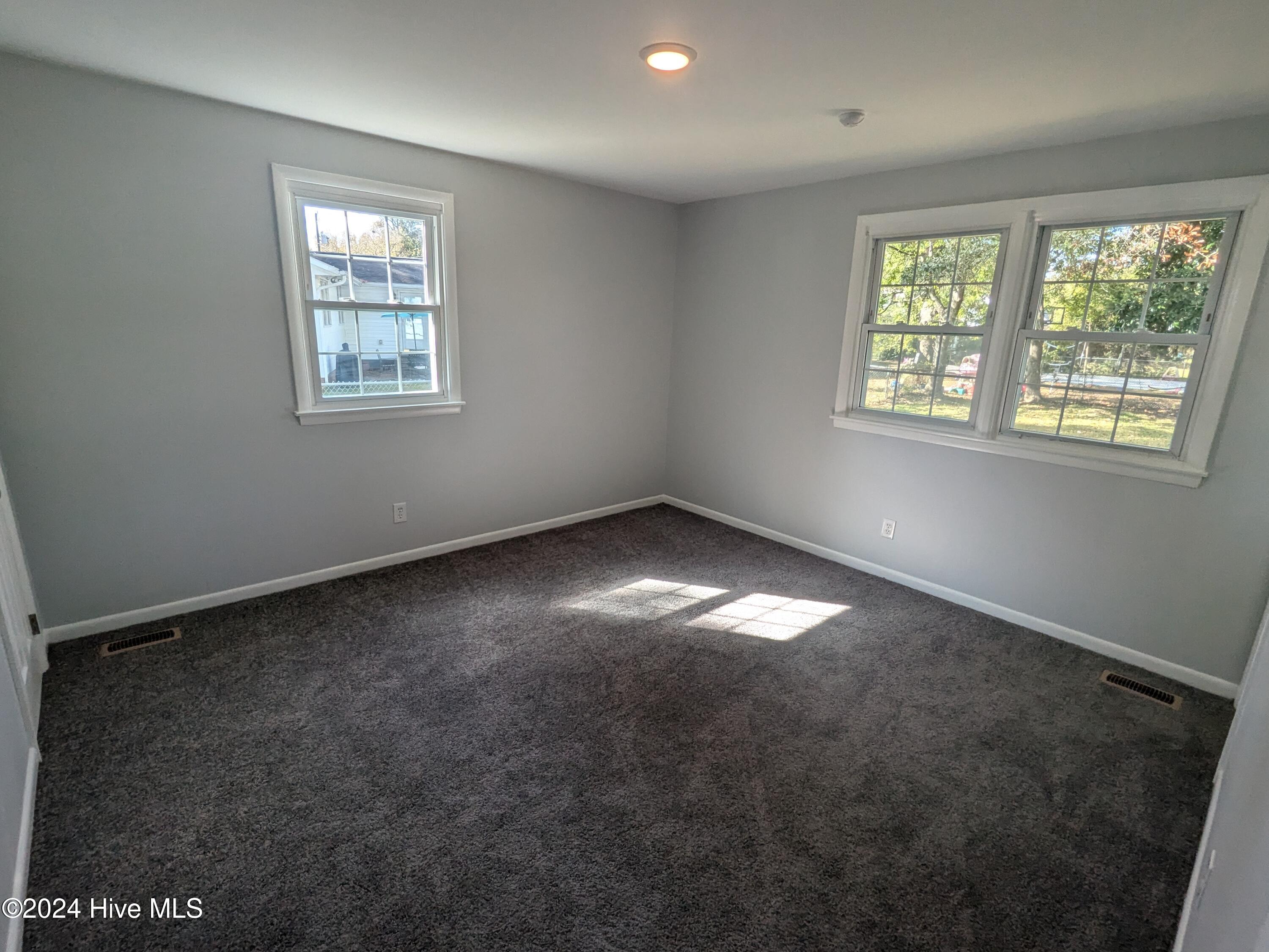 1109 Clifton Road Jacksonville, NC 28540 - Photo 12 of 18 Primary Bedroom