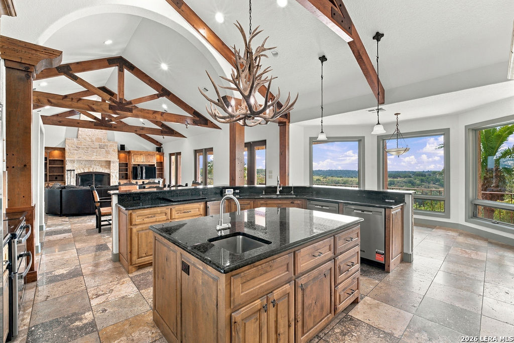 370 Ranch House Road Kerrville, TX 78028 - Photo 11 of 30 Gallery Image 11