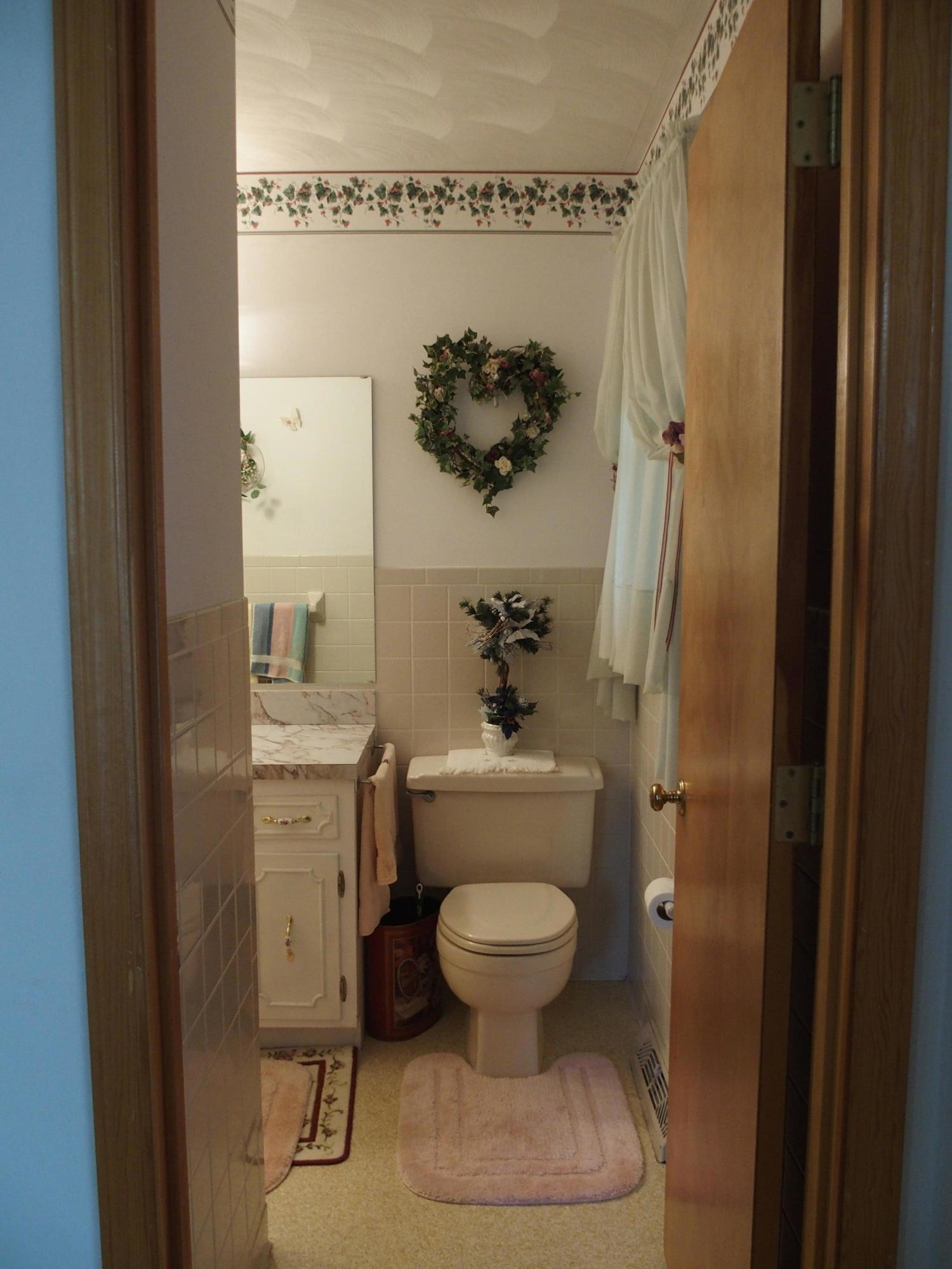 101 Old Brook Road Vinton, VA 24179 - Photo 17 of 27 P7310158