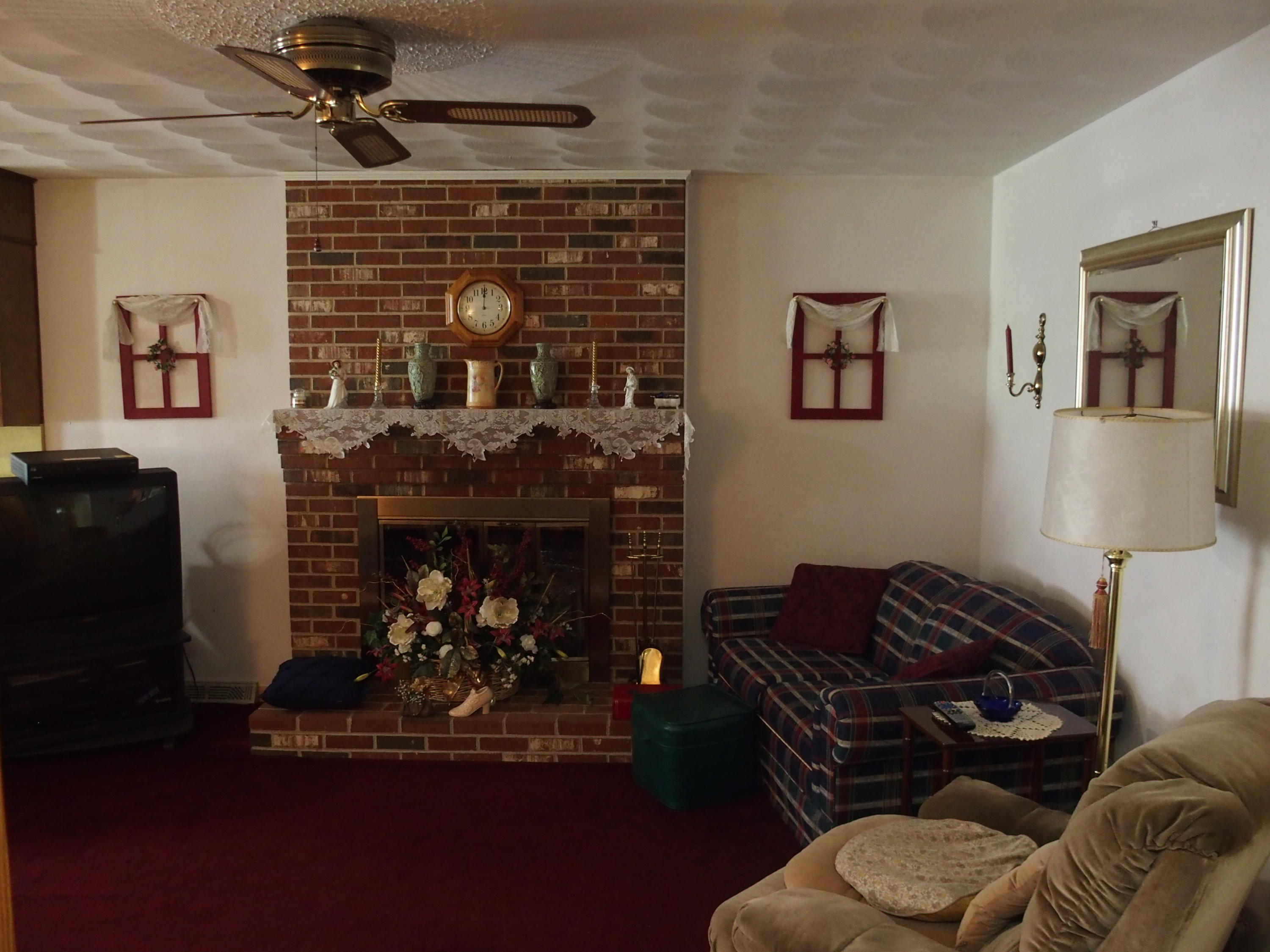 101 Old Brook Road Vinton, VA 24179 - Photo 10 of 27 P7310151