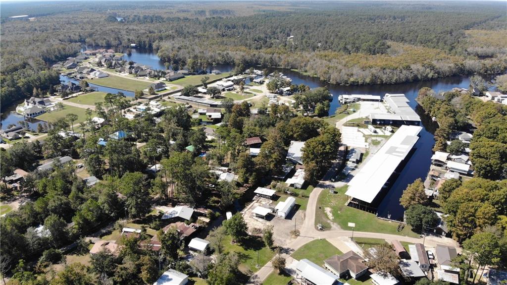 31950 Tetanne Drive Springfield, LA 70462 - Photo 13 of 16