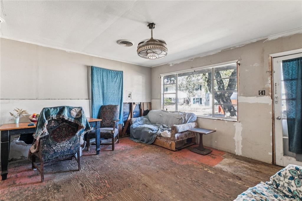 31950 Tetanne Drive Springfield, LA 70462 - Photo 4 of 16