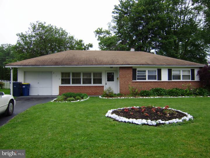 210 Oaktree Road Norristown, PA 19401 - Photo 1 of 24 Exterior Front