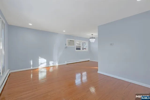 $3,700 | 30 Warman Street, Montclair, NJ 07042