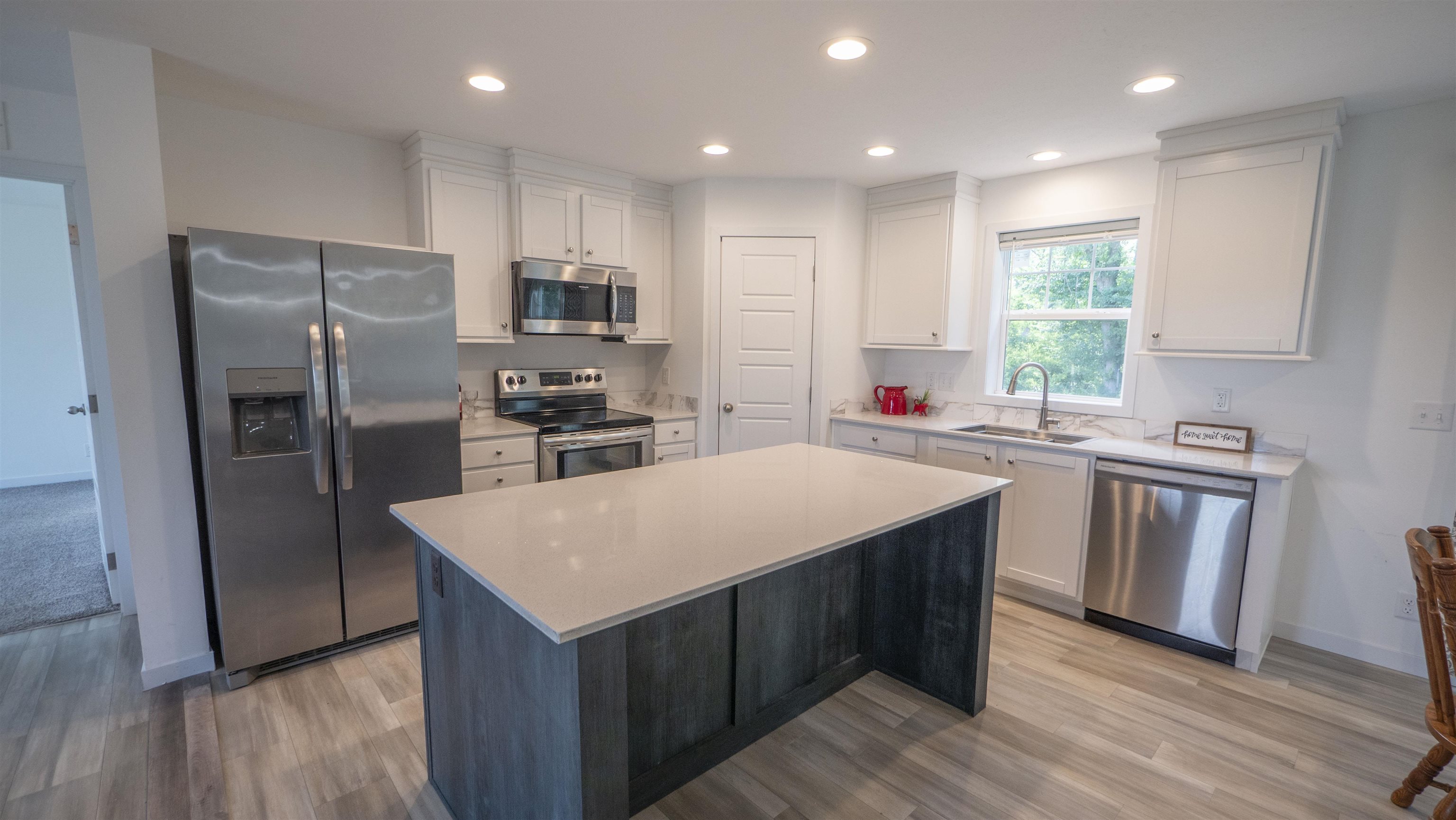 626 Semrow Road Coloma, WI 54930 - Photo 11 of 31