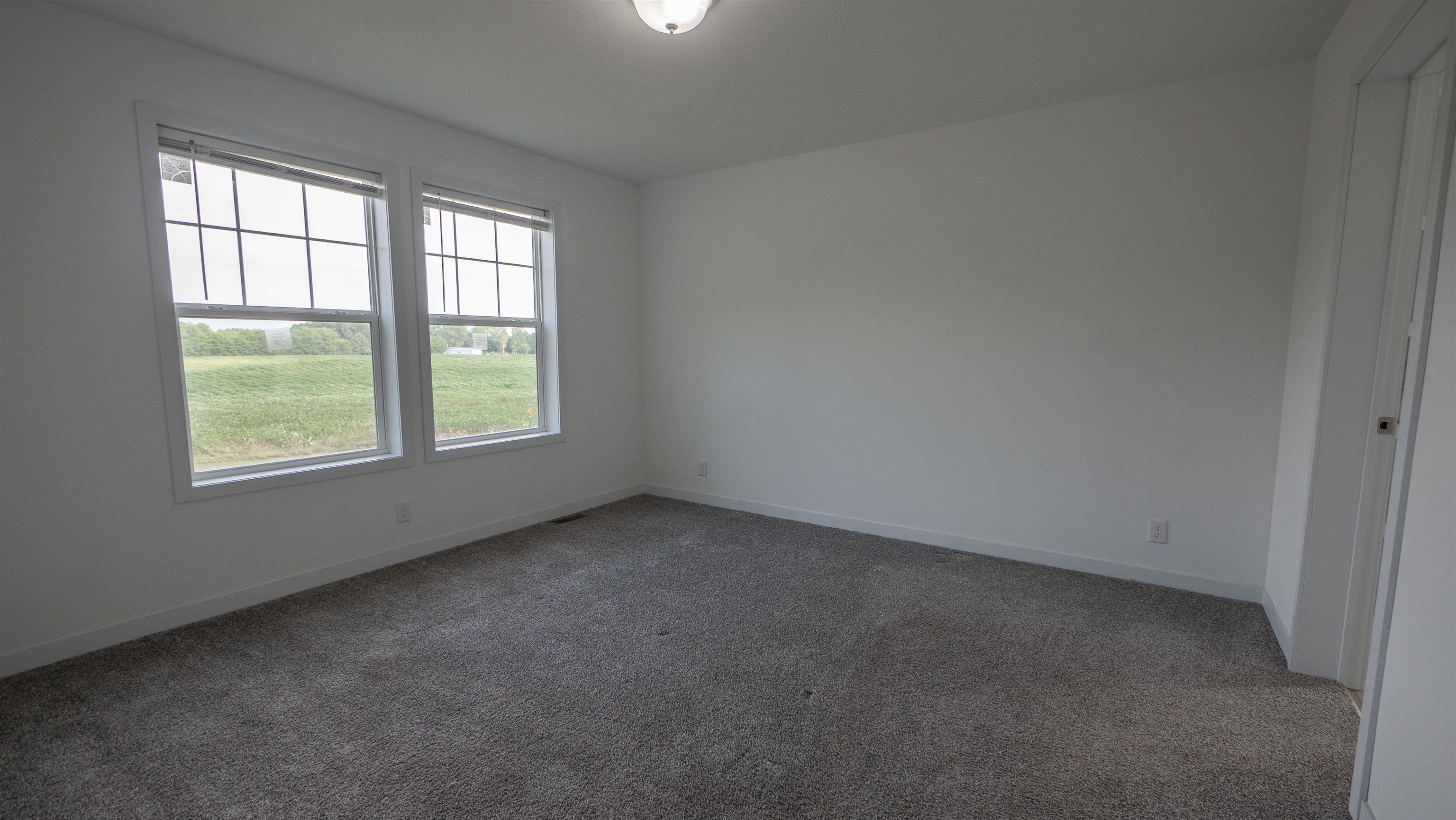 626 Semrow Road Coloma, WI 54930 - Photo 15 of 31