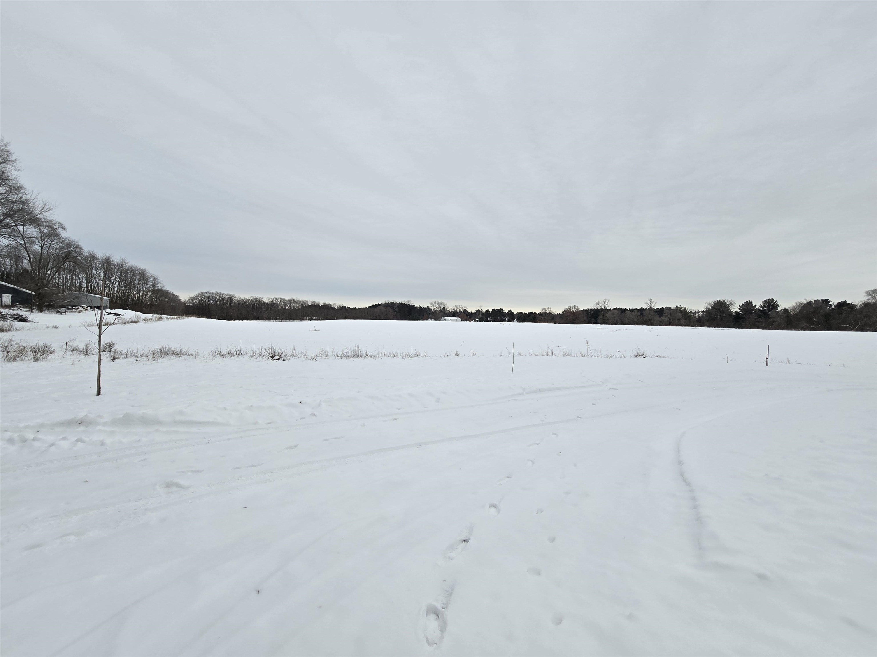 626 Semrow Road Coloma, WI 54930 - Photo 6 of 31