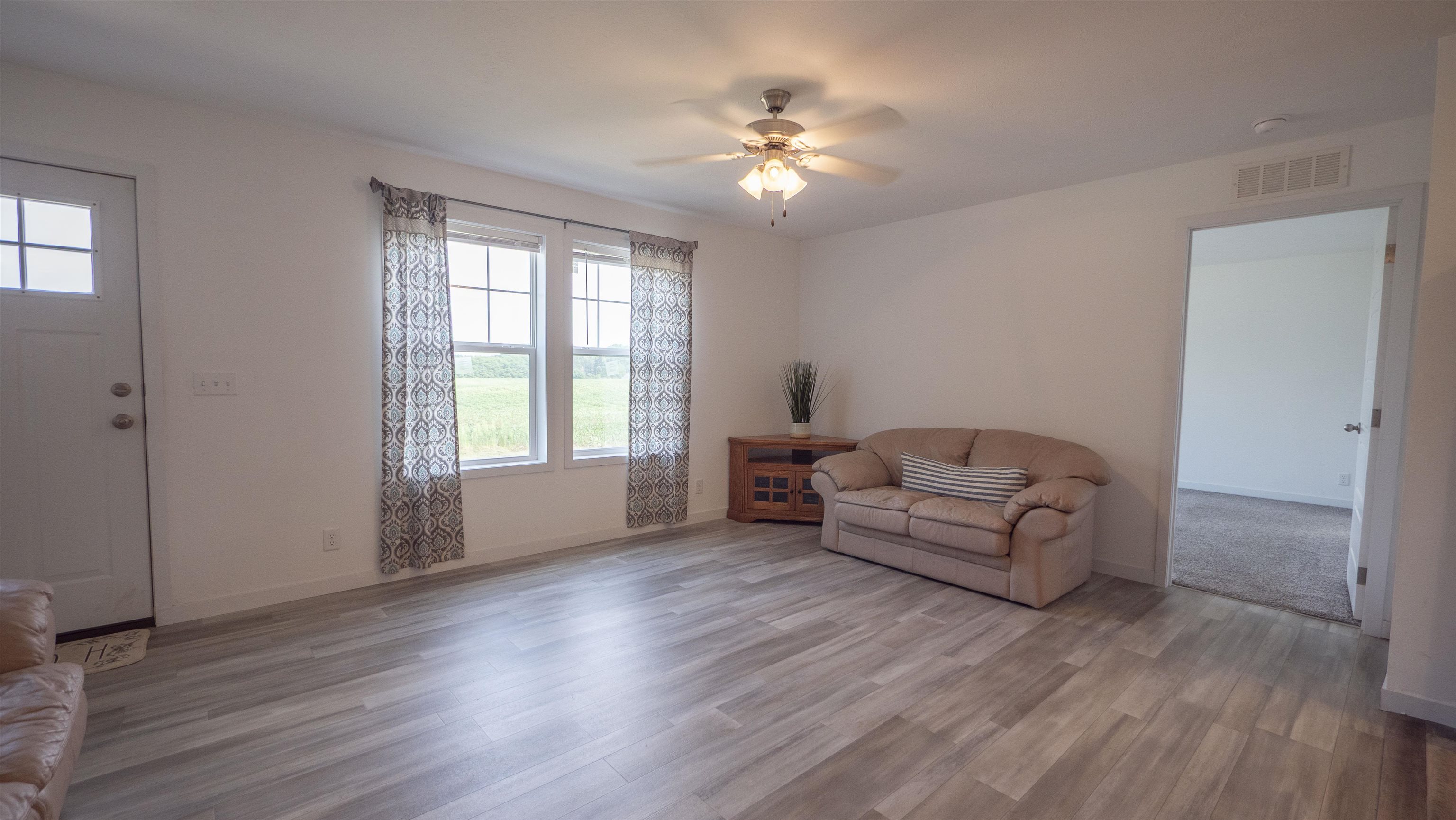 626 Semrow Road Coloma, WI 54930 - Photo 9 of 31