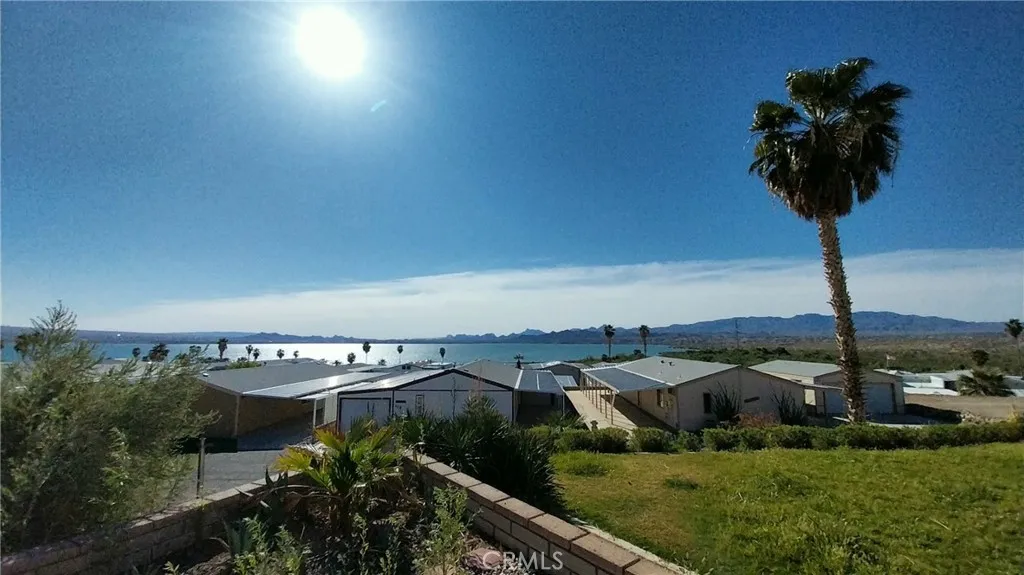 205 Thunderbird Lane, Unit 2 Needles, CA 92363 - Photo 39 of 71 an aerial view of multiple house