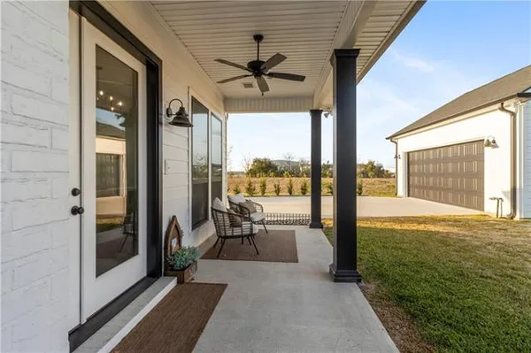 $425,000 | 120 Monarch Cove Lane, Luling, LA 70070