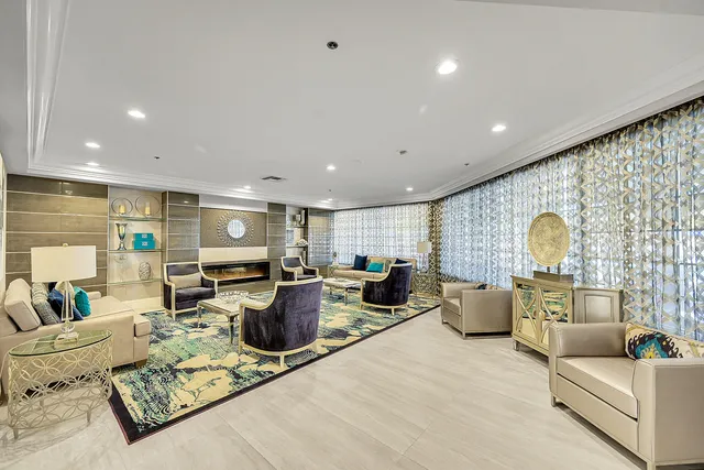 $2,500 | 5267 Europa Drive, Unit N, Boynton Beach, FL 33437