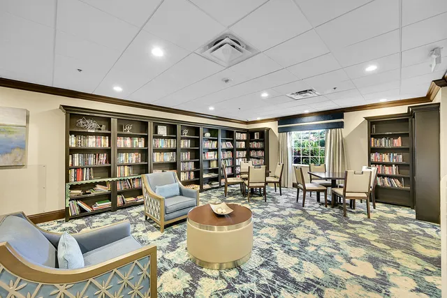 $2,500 | 5267 Europa Drive, Unit N CORNER, Boynton Beach, FL 33437