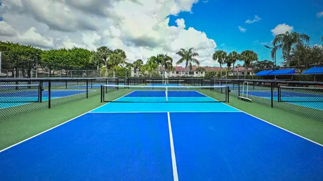 $2,500 | 5267 Europa Drive, Unit N, Boynton Beach, FL 33437