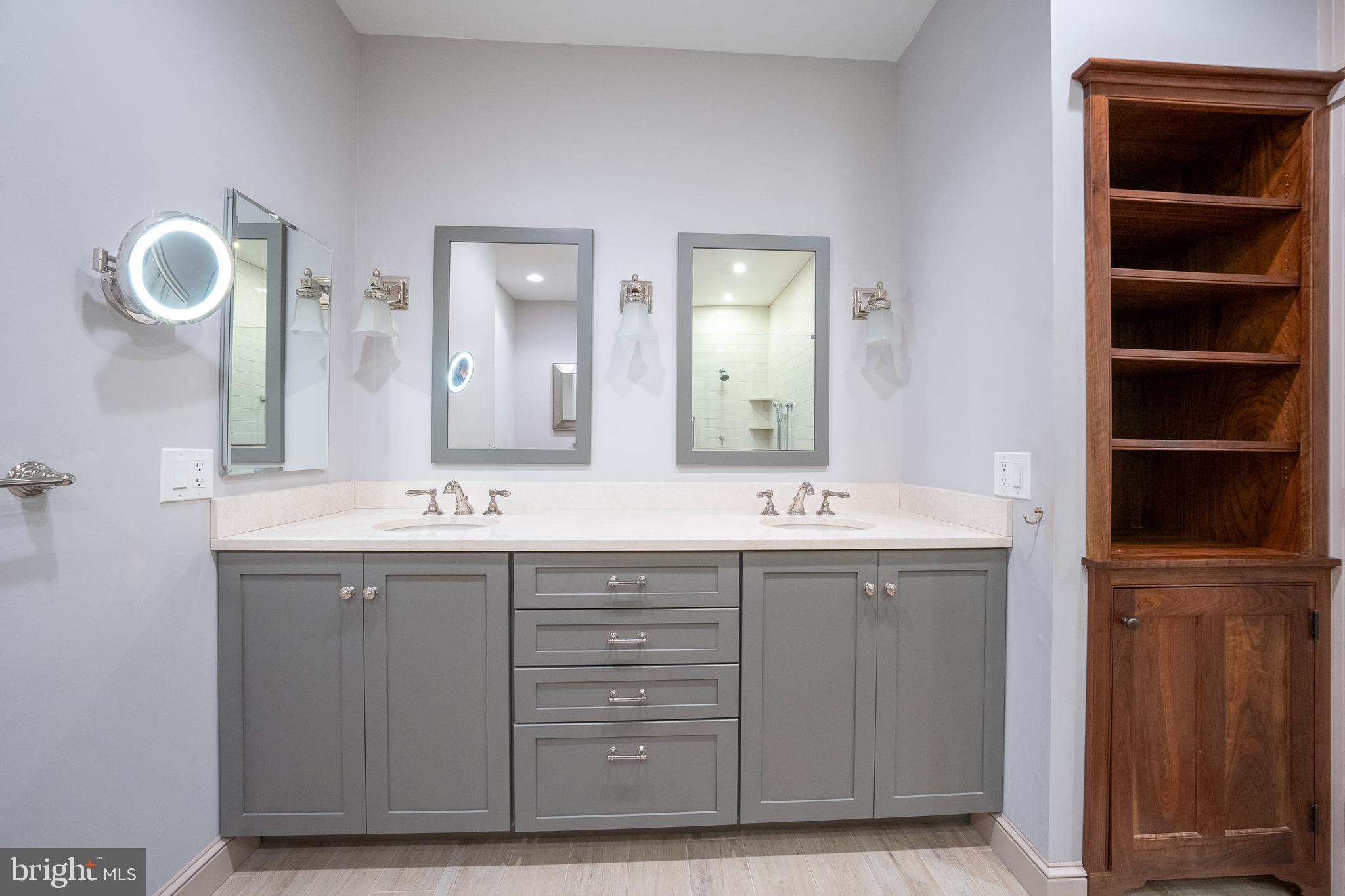 175 Little Turtle Way, Unit 75 Berwyn, PA 19312 - Photo 25 of 47 Primary Bath