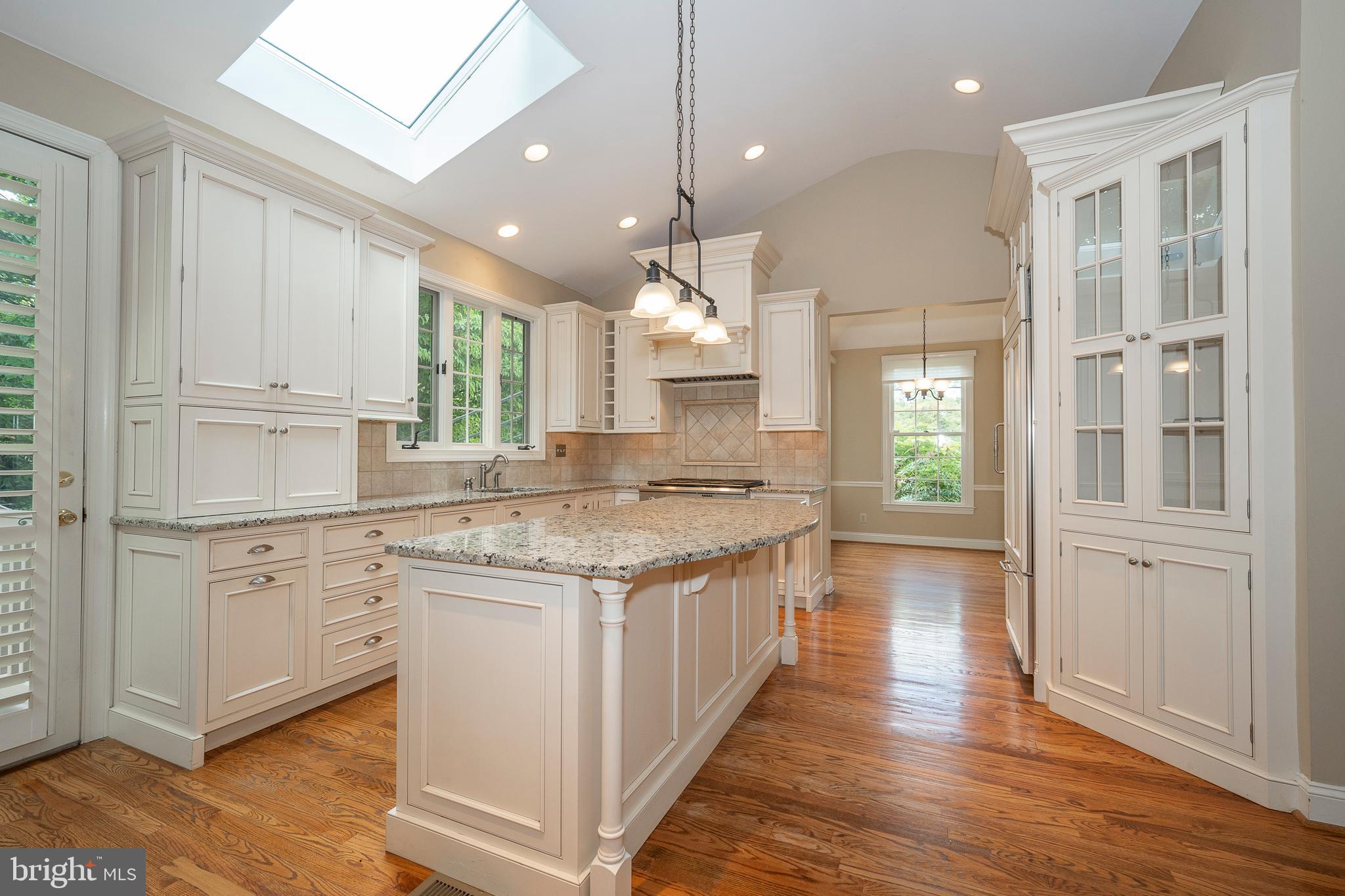 175 Little Turtle Way, Unit 75 Berwyn, PA 19312 - Photo 10 of 47 Chef's Kitchen opens to Great Room