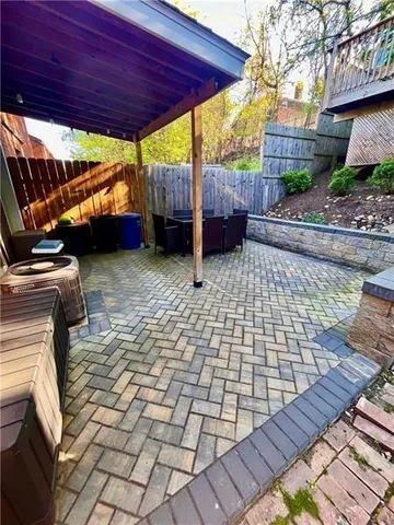 a view of outdoor space