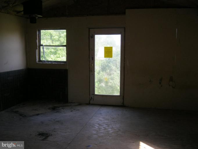 2034 Hopewell Road Port Deposit, MD 21904 - Photo 5 of 9 Interior (General)