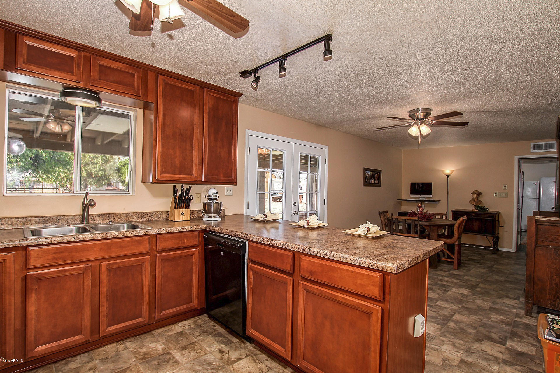 13912 East Williams Field Road Gilbert, AZ 85295 - Photo 23 of 47 Williams Field (29)